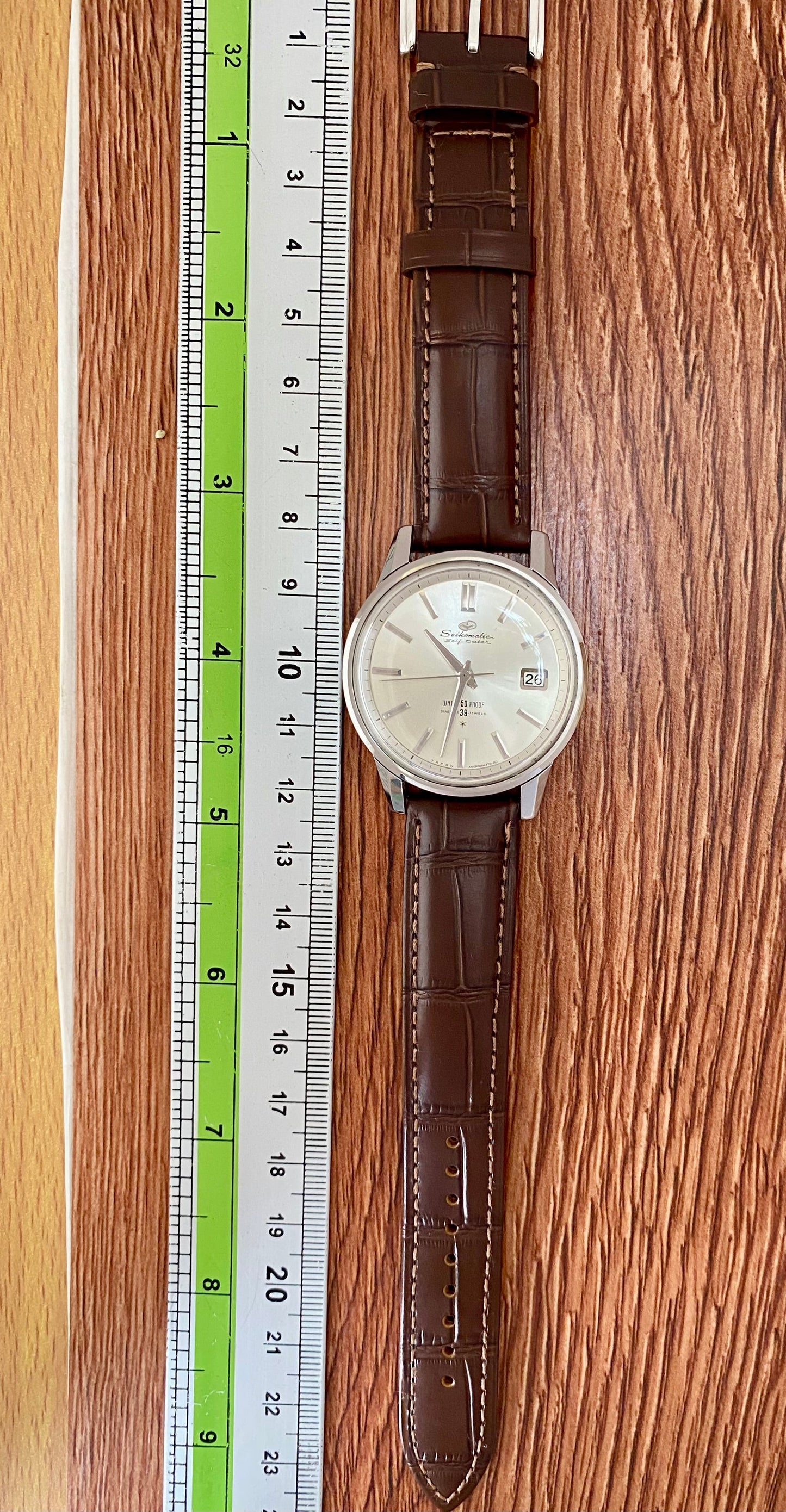 Vintage Seikomatic J13060 Self Dater 39 Jewels 1960s - Serviced UK VINTAGE WATCH LTD