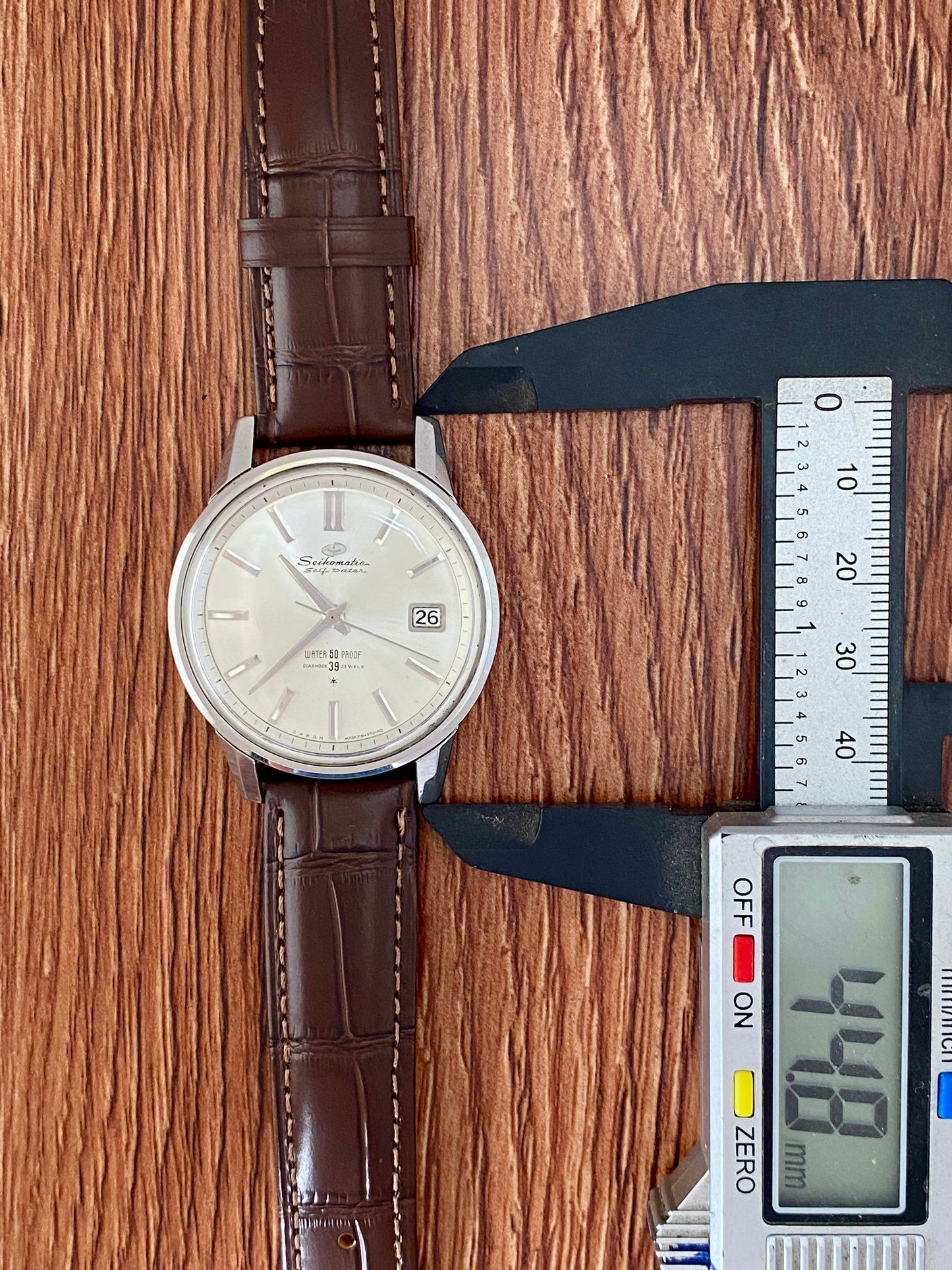 Vintage Seikomatic J13060 Self Dater 39 Jewels 1960s - Serviced UK VINTAGE WATCH LTD