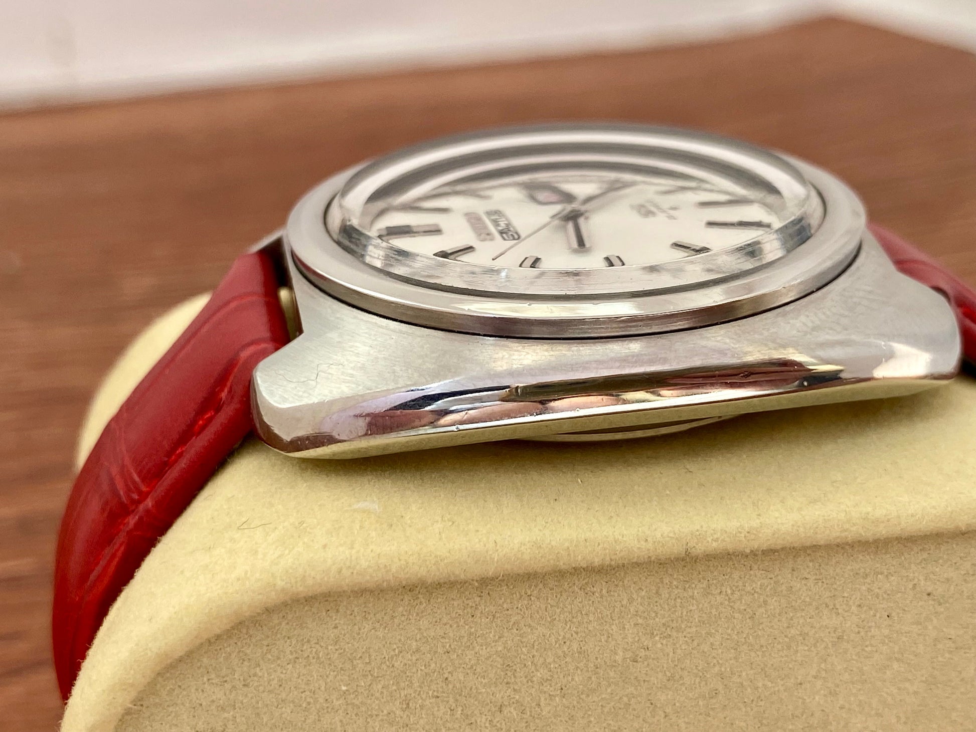 Vintage Seiko 5 Actus SS 6106-7440 SERVICED Automatic - January 1970 UK VINTAGE WATCH LTD