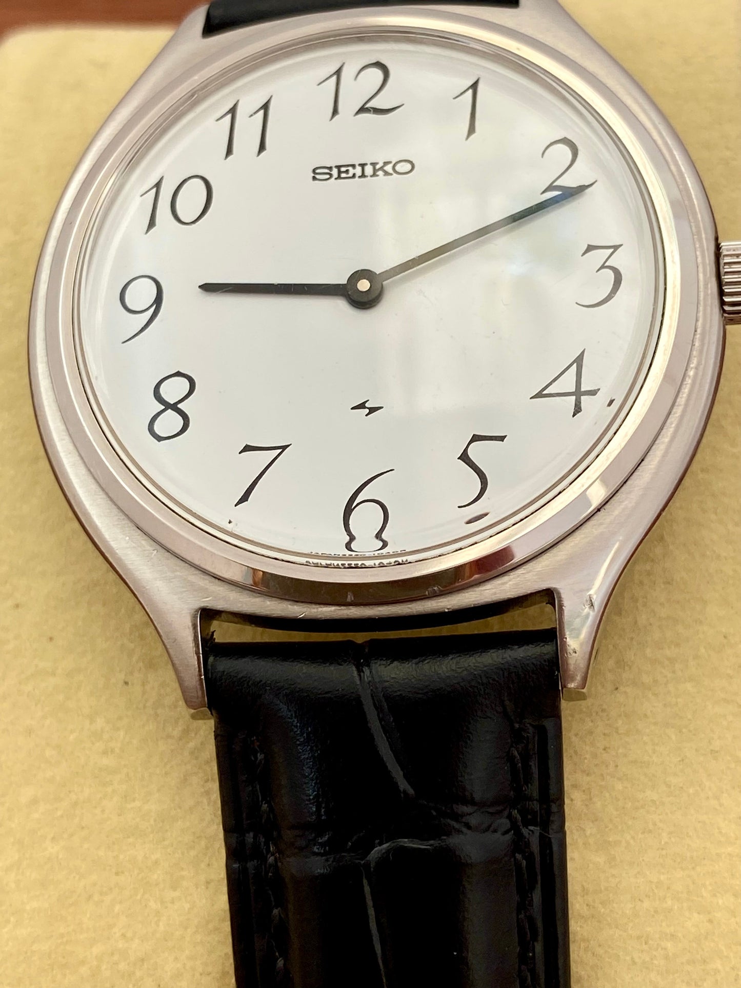 Vintage Seiko 2220-0300 Chariot June 1974 Hand Wind, Hi-Beat UK VINTAGE WATCH LTD