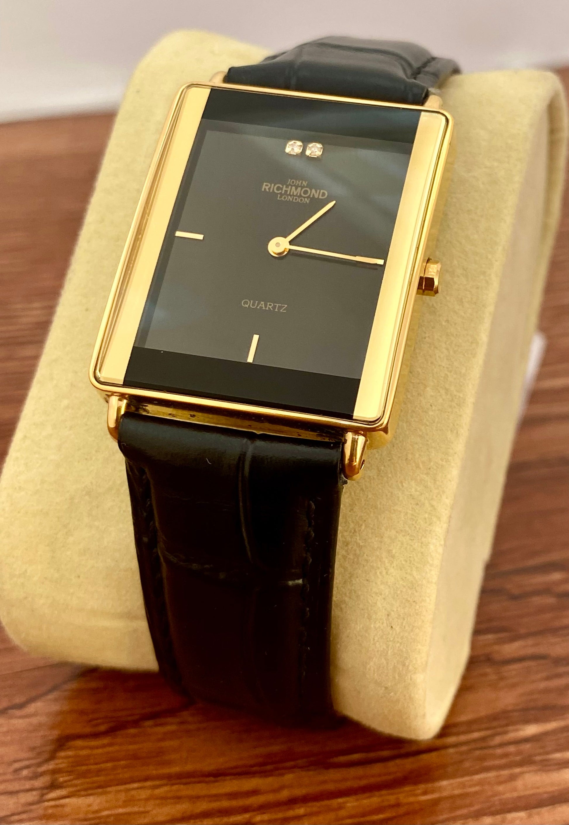 RARE Vintage 1999 John Richmond London JRM-7M Black, 2 real diamonds UK VINTAGE WATCH LTD