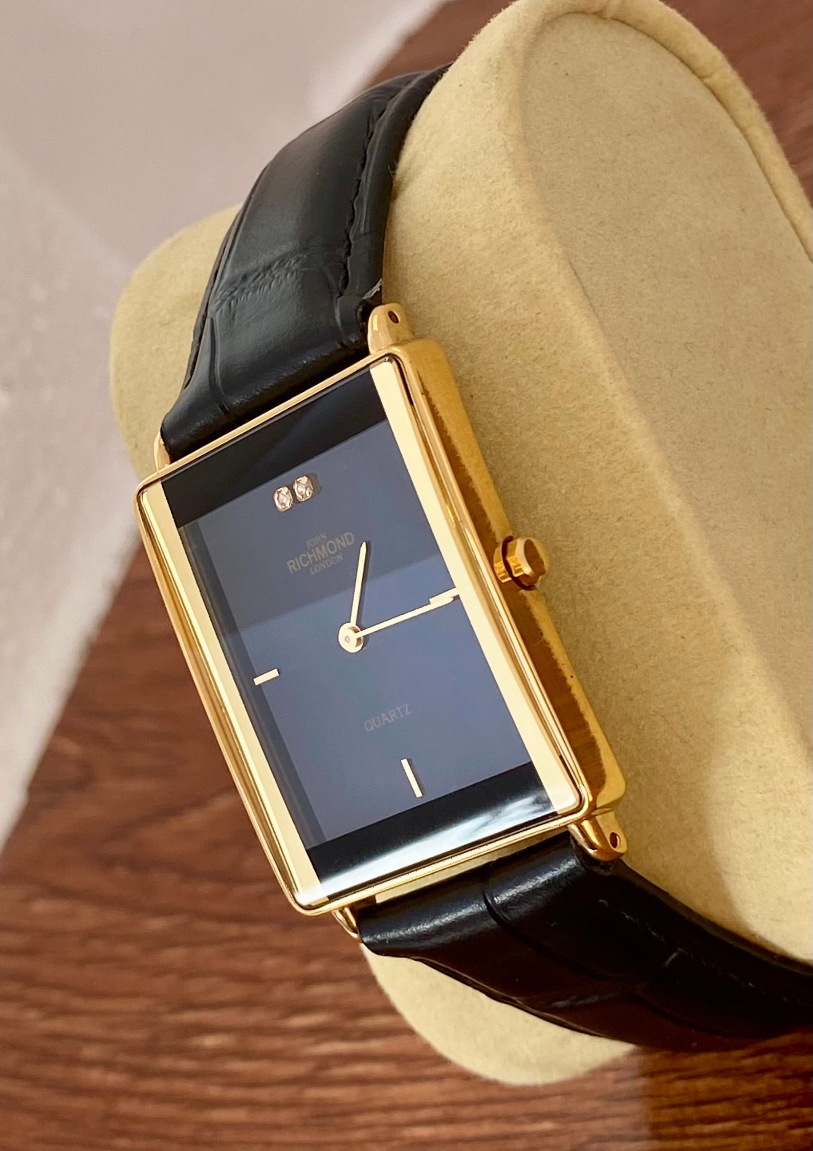 RARE Vintage 1999 John Richmond London JRM-7M Black, 2 real diamonds UK VINTAGE WATCH LTD