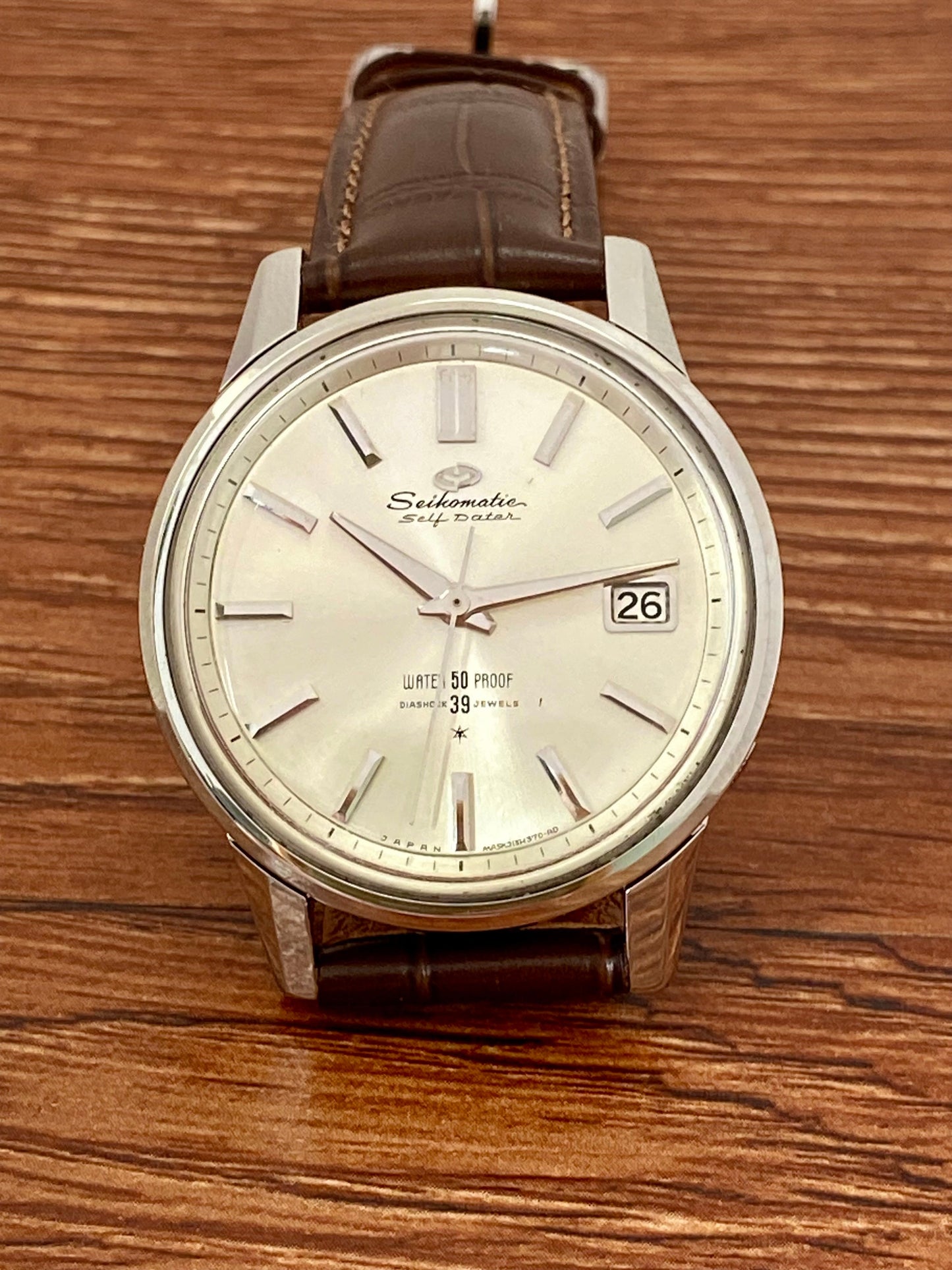 Vintage Seikomatic J13060 Self Dater 39 Jewels 1960s - Serviced UK VINTAGE WATCH LTD