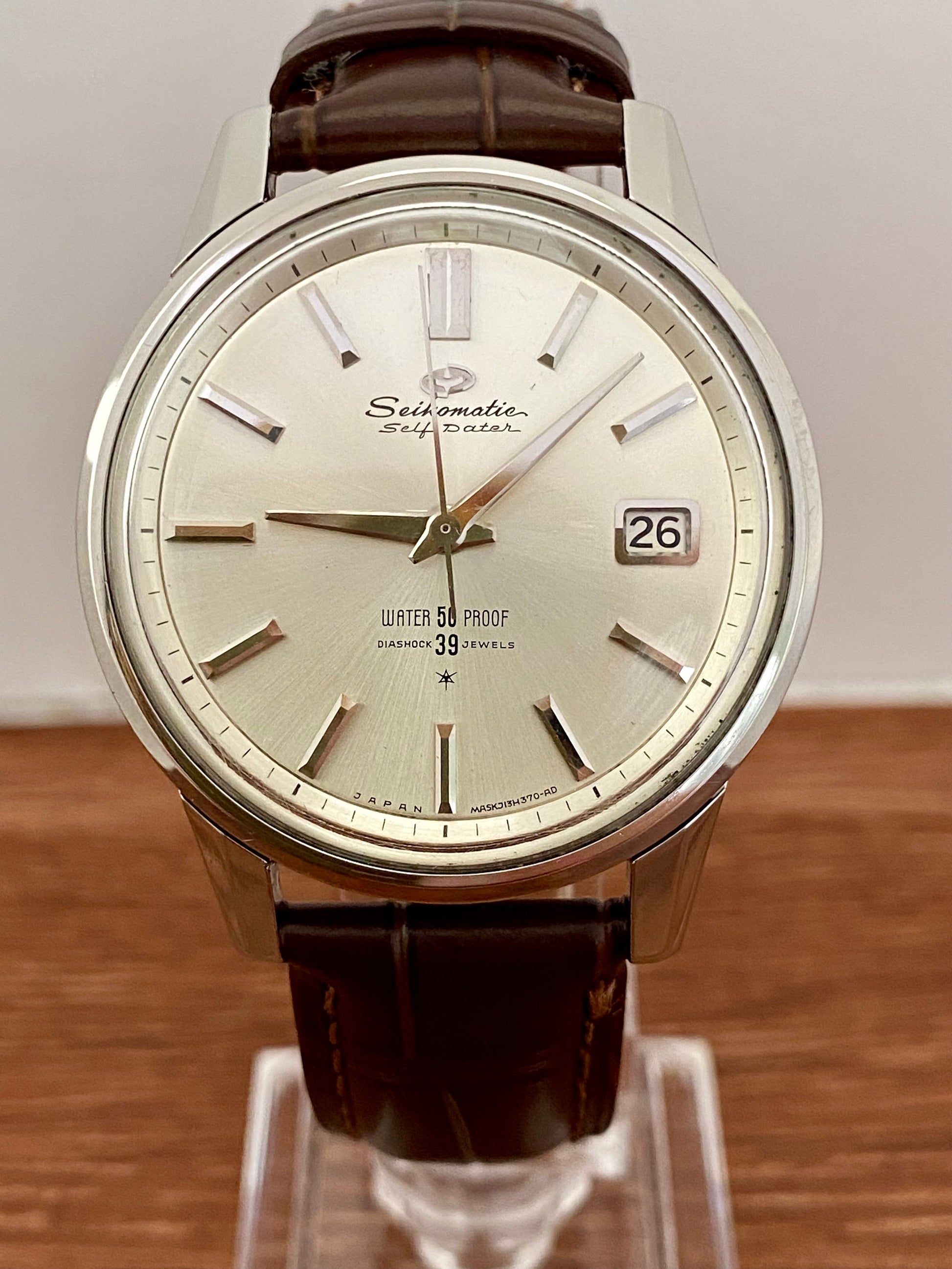 Vintage Seikomatic J13060 Self Dater 39 Jewels 1960s - Serviced UK VINTAGE WATCH LTD