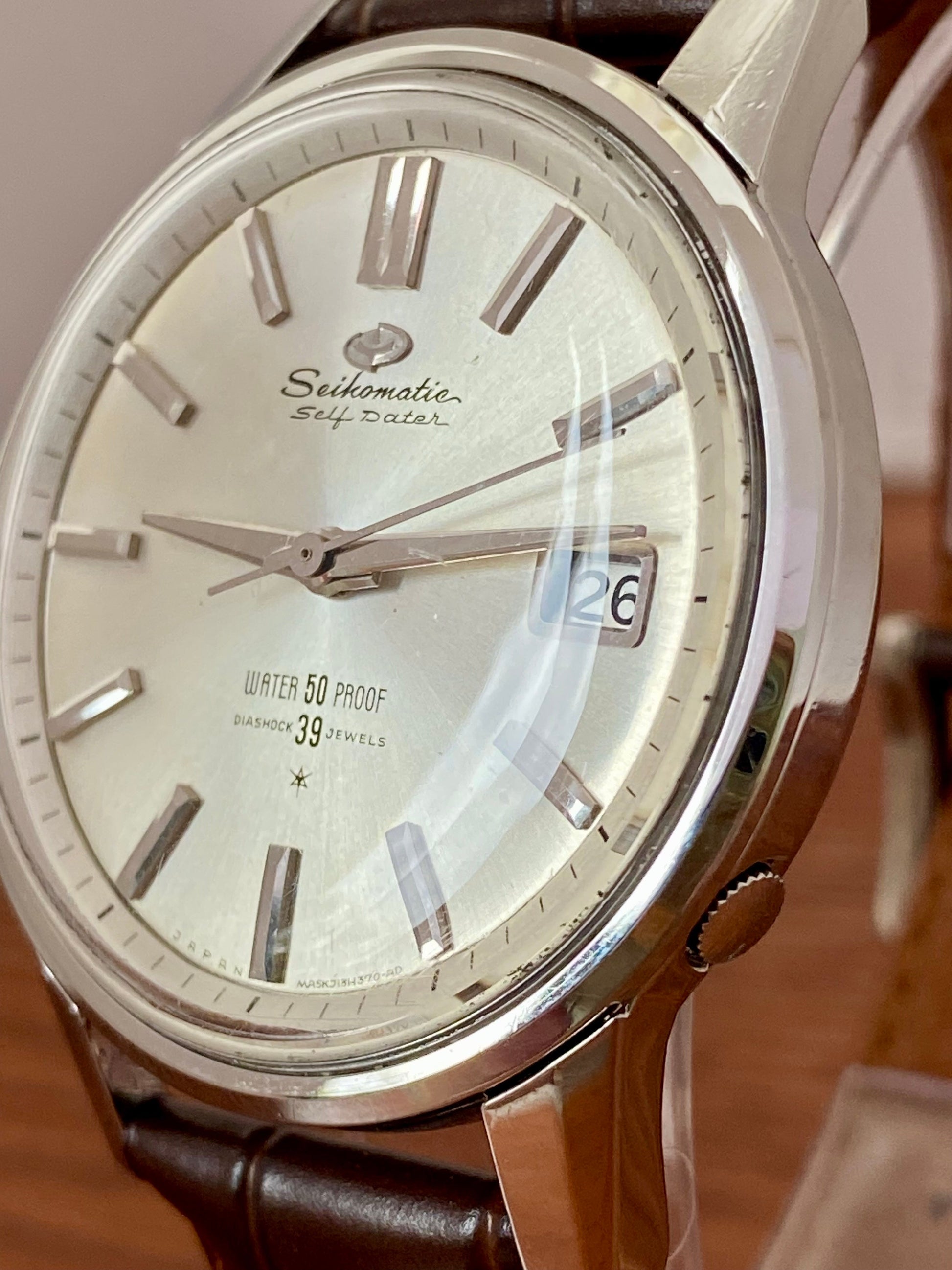 Vintage Seikomatic J13060 Self Dater 39 Jewels 1960s - Serviced UK VINTAGE WATCH LTD