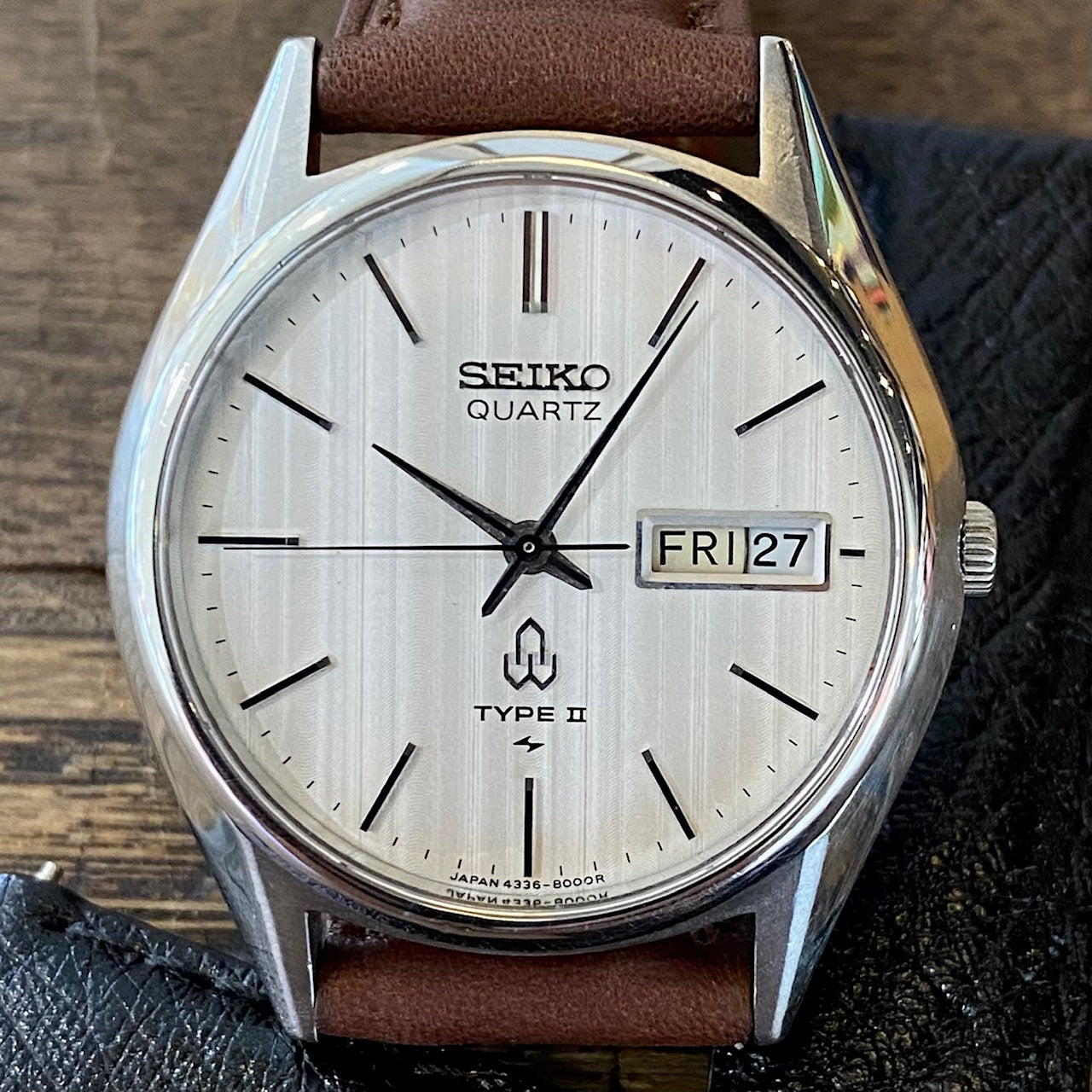 Vintage Seiko Quartz Type II 4336-8000, Tapestry, March 1978 UK VINTAGE WATCH LTD