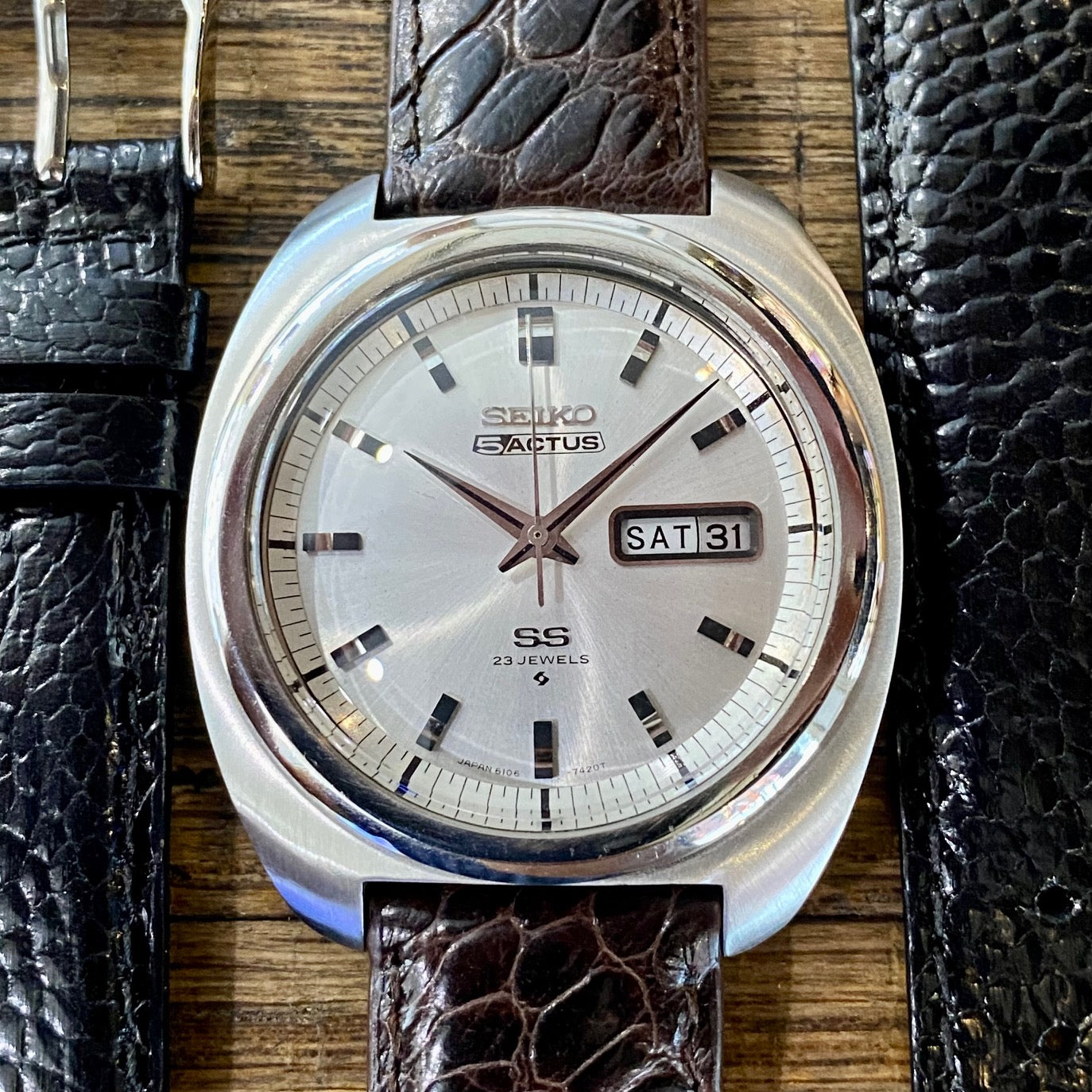 Vintage Seiko 5 Actus SS 6106-7420 Serviced Auto, August 1979 UK VINTAGE WATCH LTD