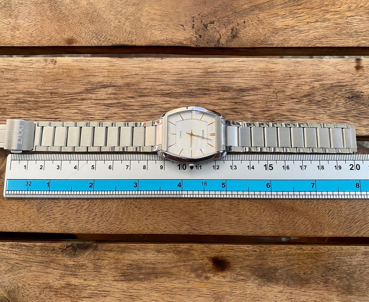 Rare Vintage Seiko Quartz Dolce 8J41-0AH0, MINT BIG BODY, March 1995