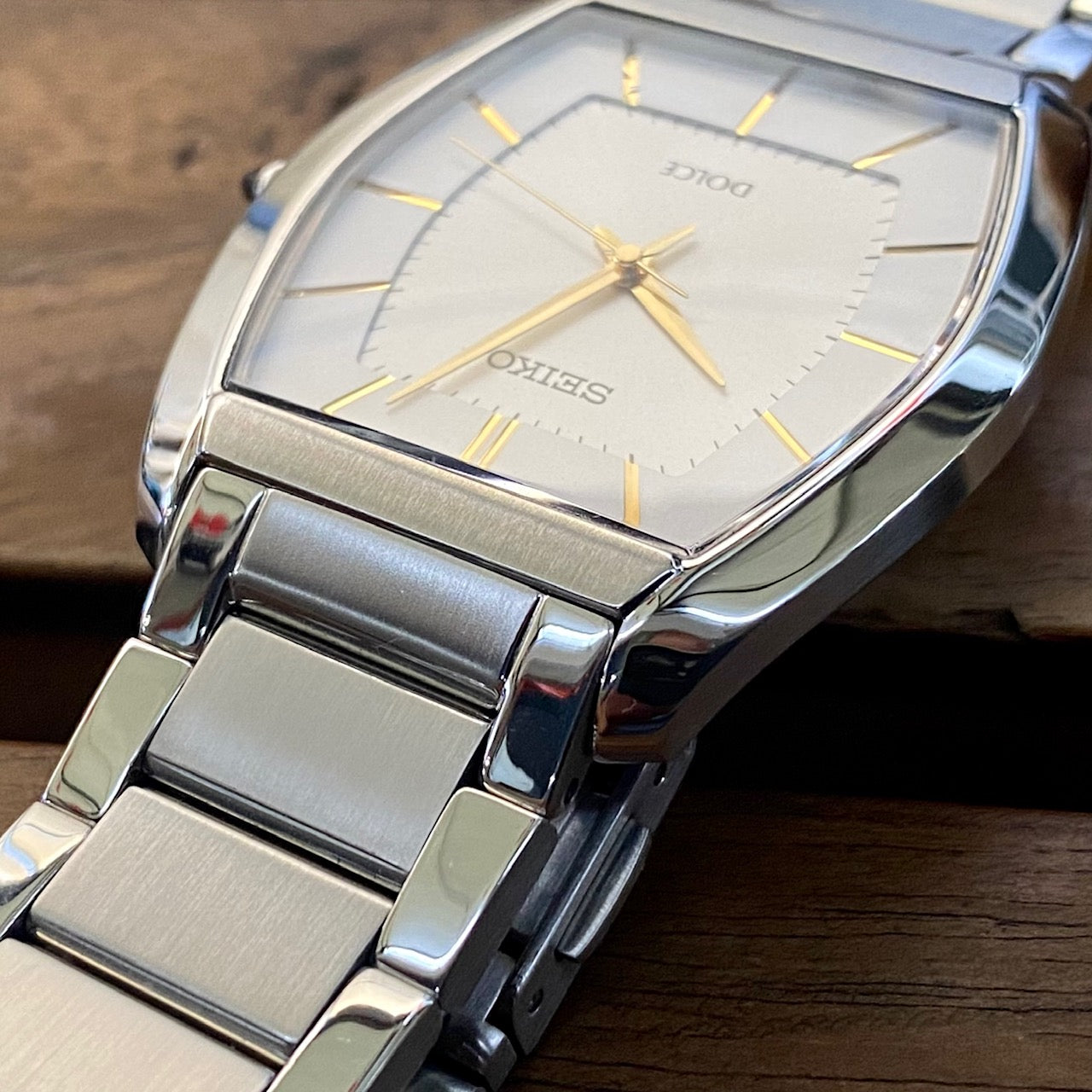 Rare Vintage Seiko Quartz Dolce 8J41-0AH0, MINT BIG BODY, March 1995