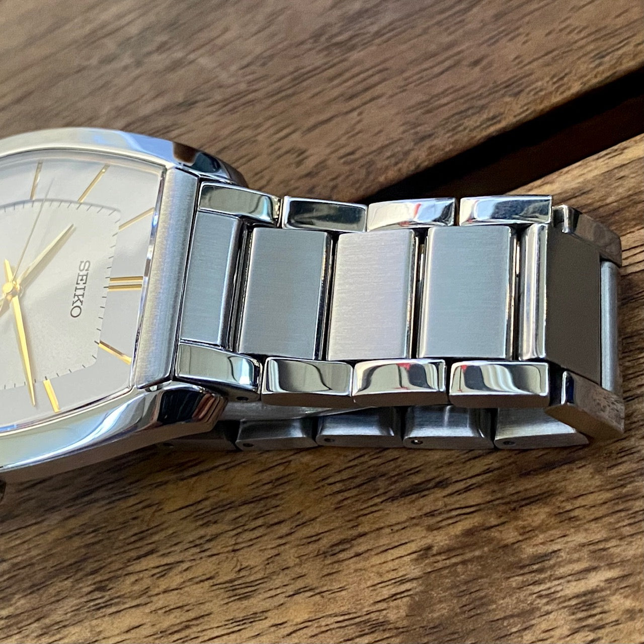 Rare Vintage Seiko Quartz Dolce 8J41-0AH0, MINT BIG BODY, March 1995