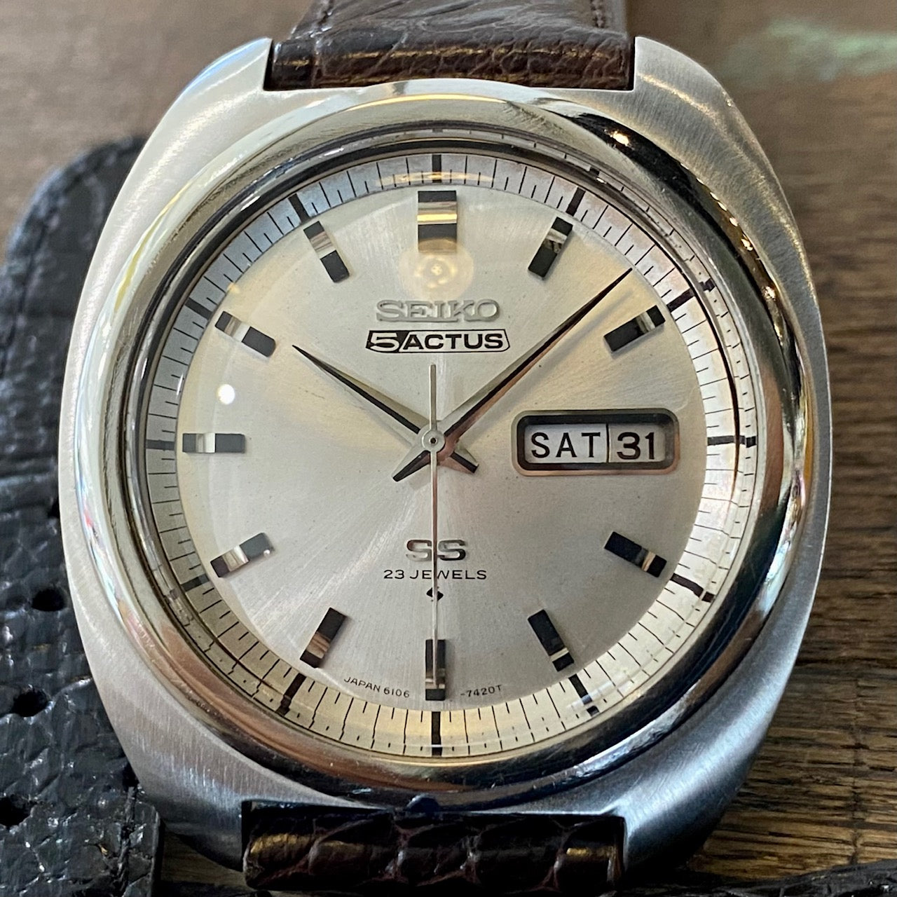 Vintage Seiko 5 Actus SS 6106-7420 Serviced Auto, August 1979 UK VINTAGE WATCH LTD